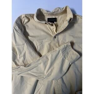Croft and Barrow Men’s Beige Long Sleeve Button Up Shirt L